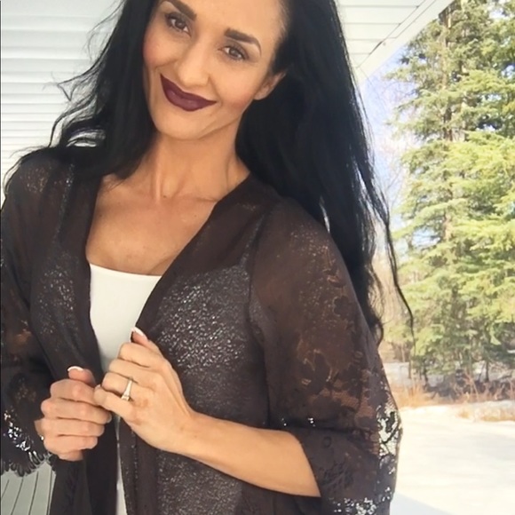 NEW Beautiful elegant lace cardigan - Picture 2 of 8